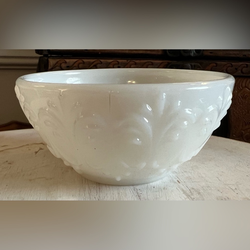 Pioneer Woman 3.1 Inch Diameter Milk White Dip Bowls Glass Condiment Prep